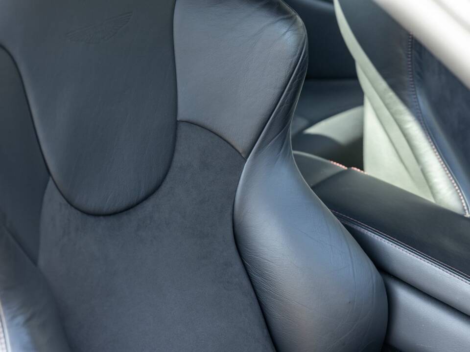 Bild 22/65 von Aston Martin V12 Vanquish S (2007)