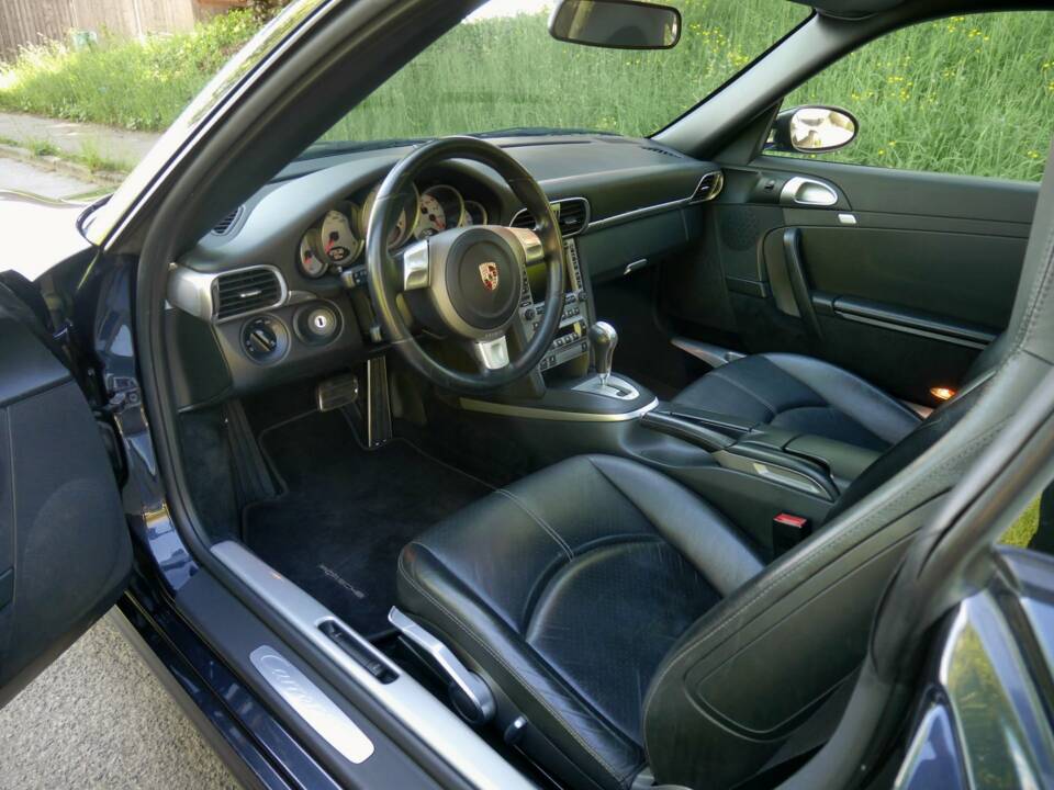 Bild 11/28 von Porsche 911 Carrera S (2005)