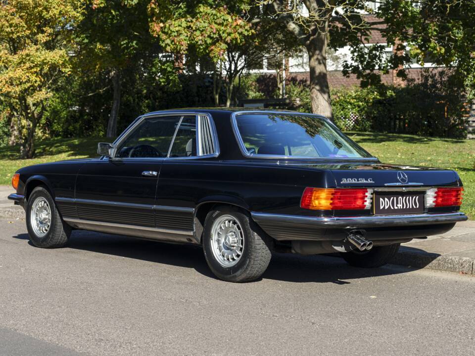 Image 4/26 of Mercedes-Benz 380 SLC (1981)
