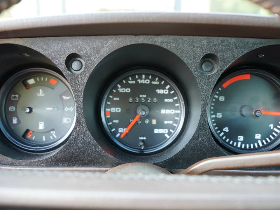 Afbeelding 24/50 van Porsche 924 S (1981)