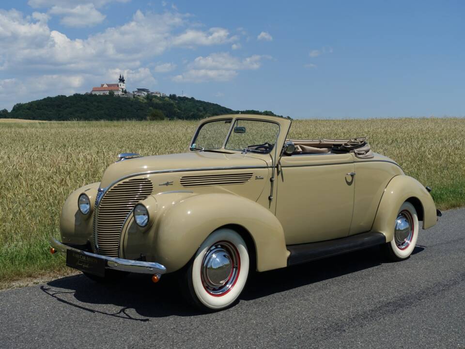 Immagine 1/44 di Ford V8 (1938)