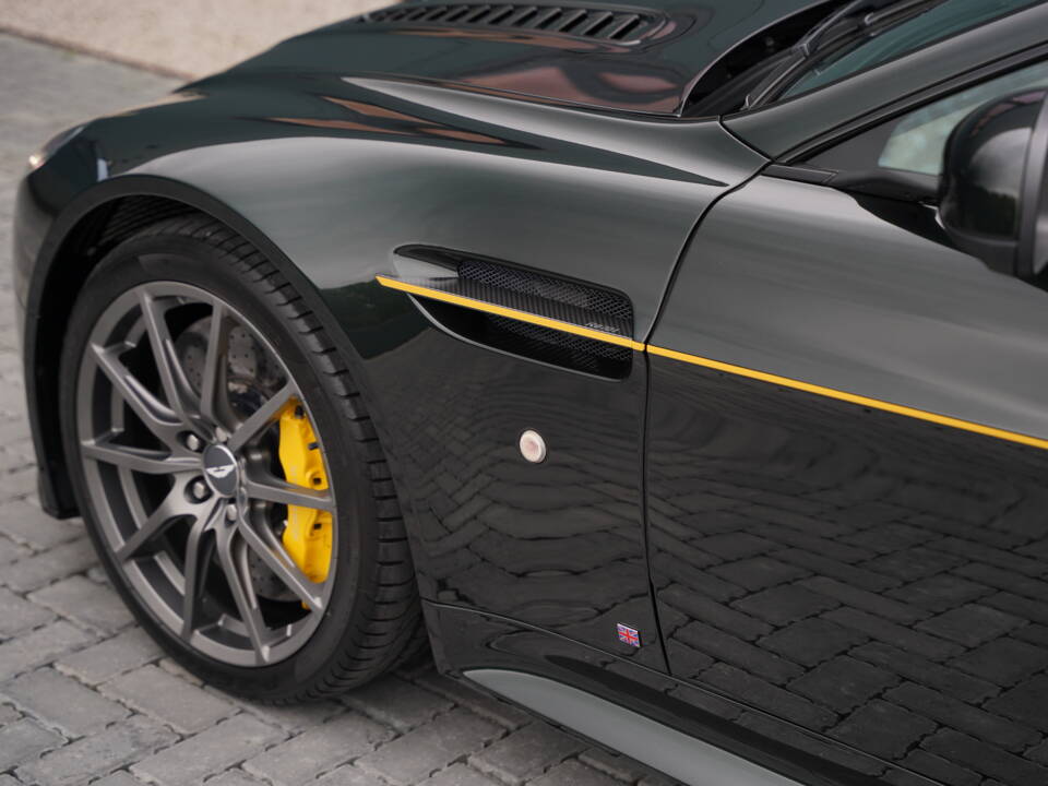 Image 29/50 of Aston Martin V12 Vantage S (2016)