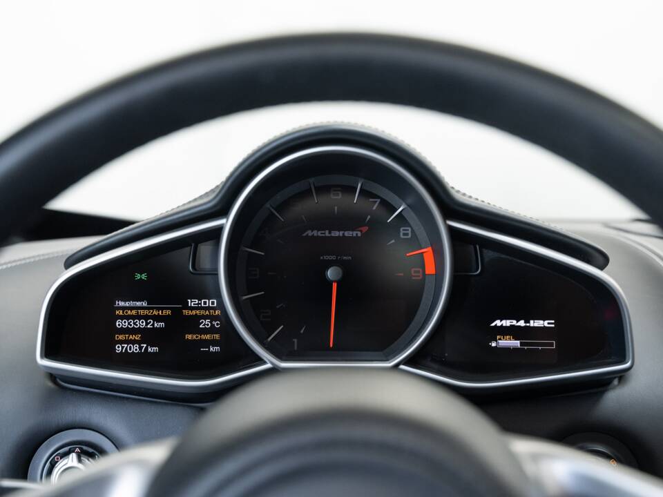 Bild 14/33 von McLaren 12C Spider (2013)