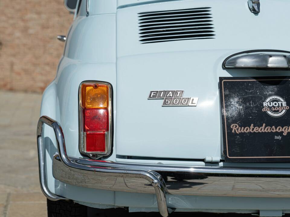 Image 15/47 of FIAT 500 L (1971)