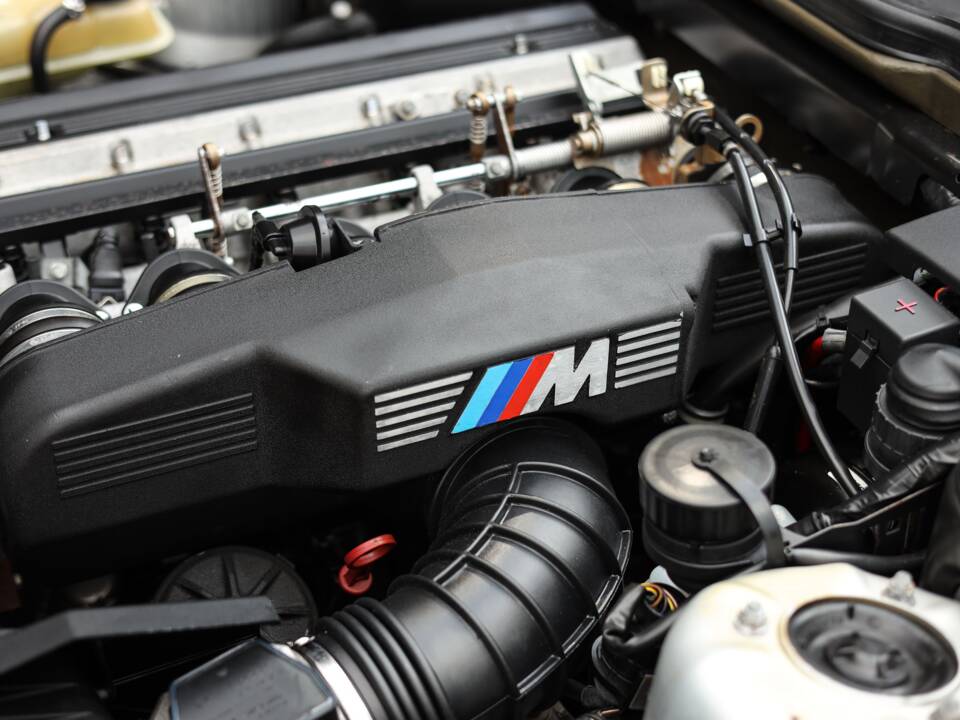 Bild 62/74 von BMW M5 Touring (1992)