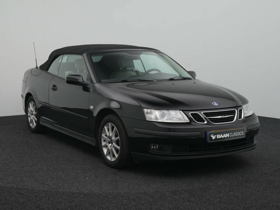 Immagine 2/35 di Saab 9-3 2.0t (2005)