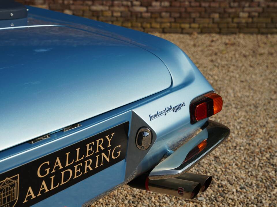 Image 17/50 de Lamborghini 400 GT (1967)