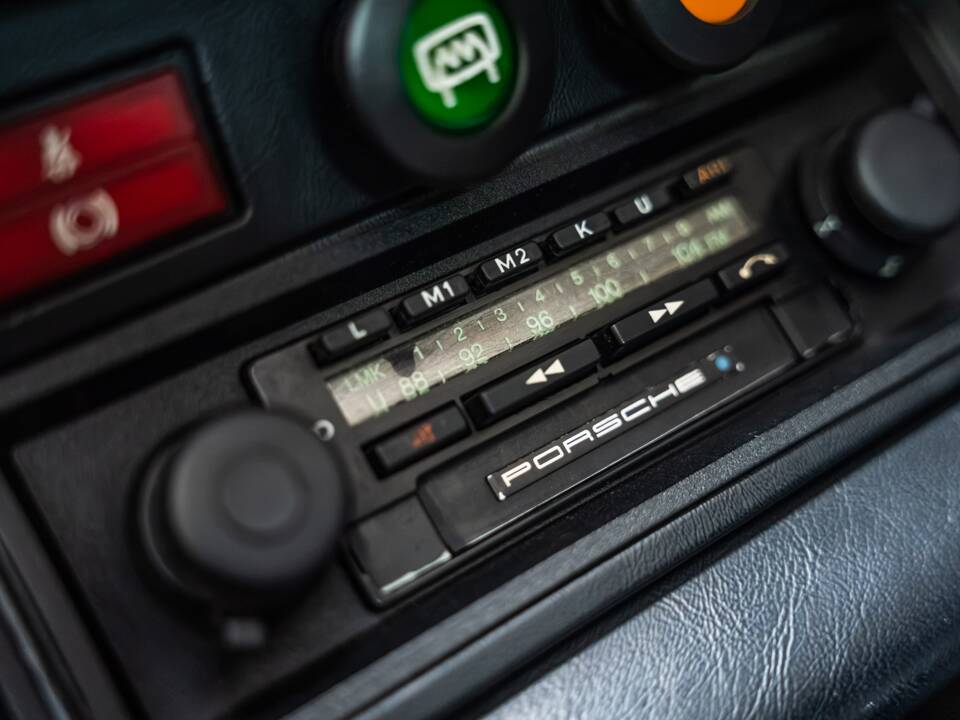 Bild 17/35 von Porsche 911 SC-L 3.1 (1980)