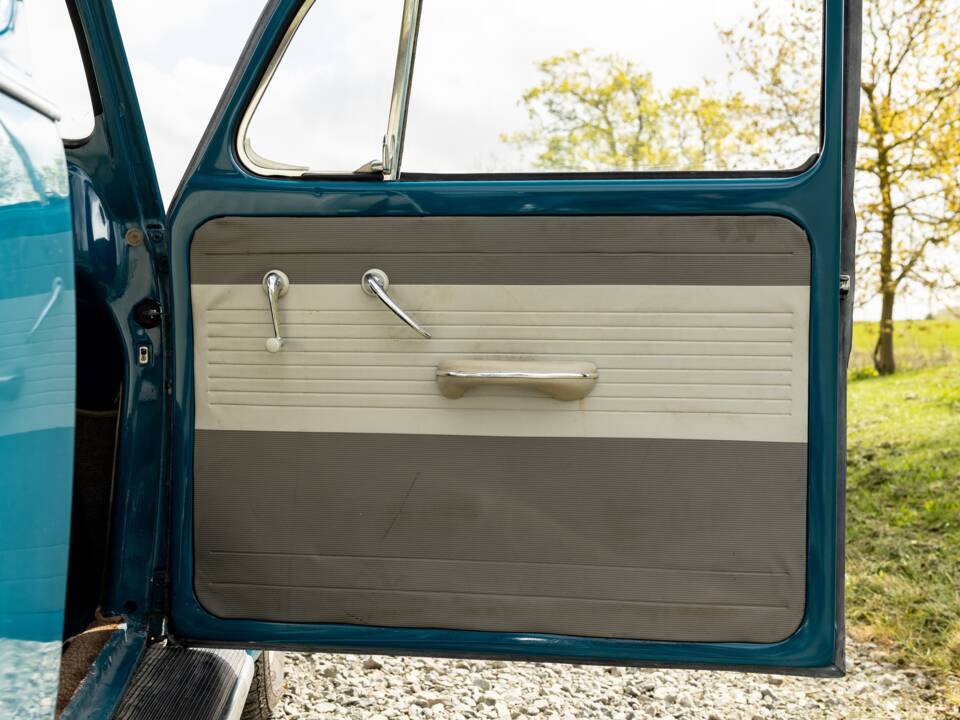 Bild 27/40 von Volkswagen Käfer 1300 (1965)