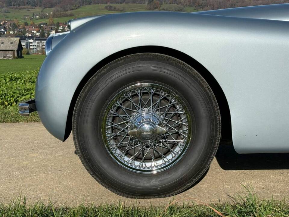 Image 21/21 of Jaguar XK 120 SE OTS (1954)