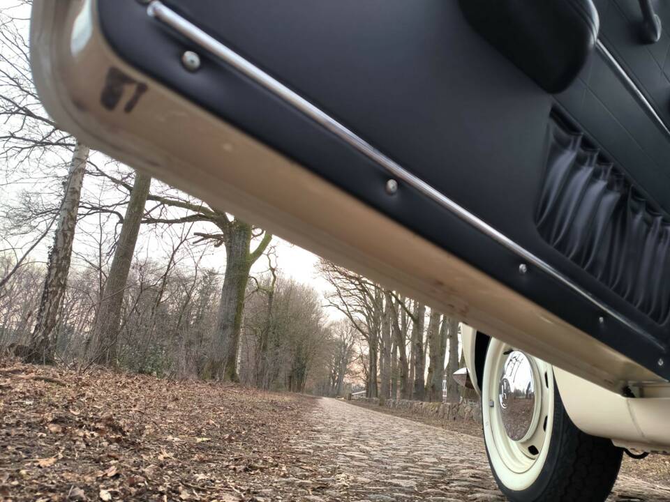 Immagine 28/54 di Volkswagen Karmann Ghia 1500 (1968)