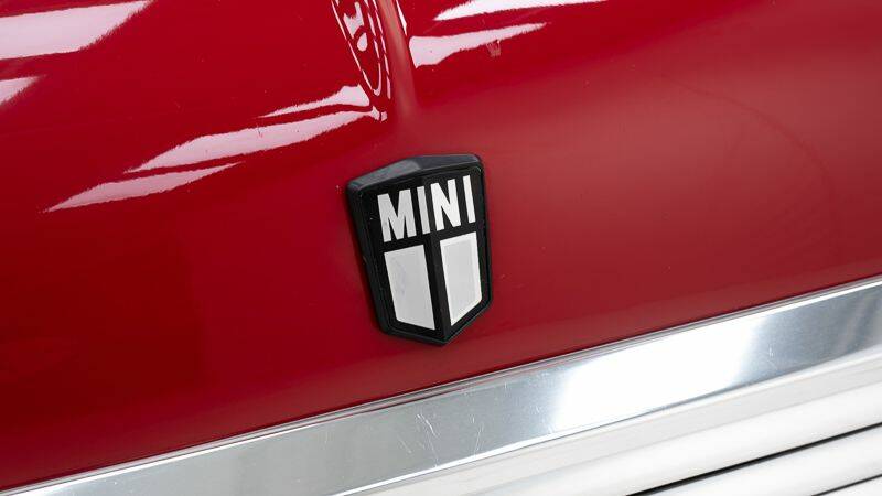 Image 12/15 of Mini 1000 (1988)