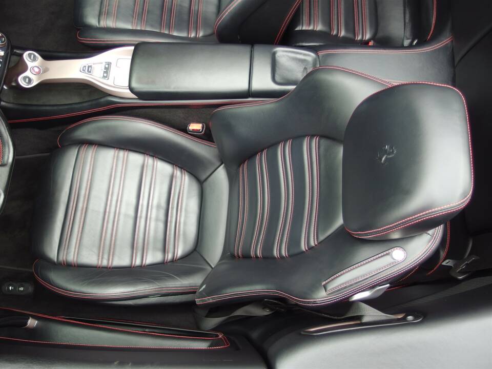 Immagine 51/98 di Ferrari California 30 (2013)