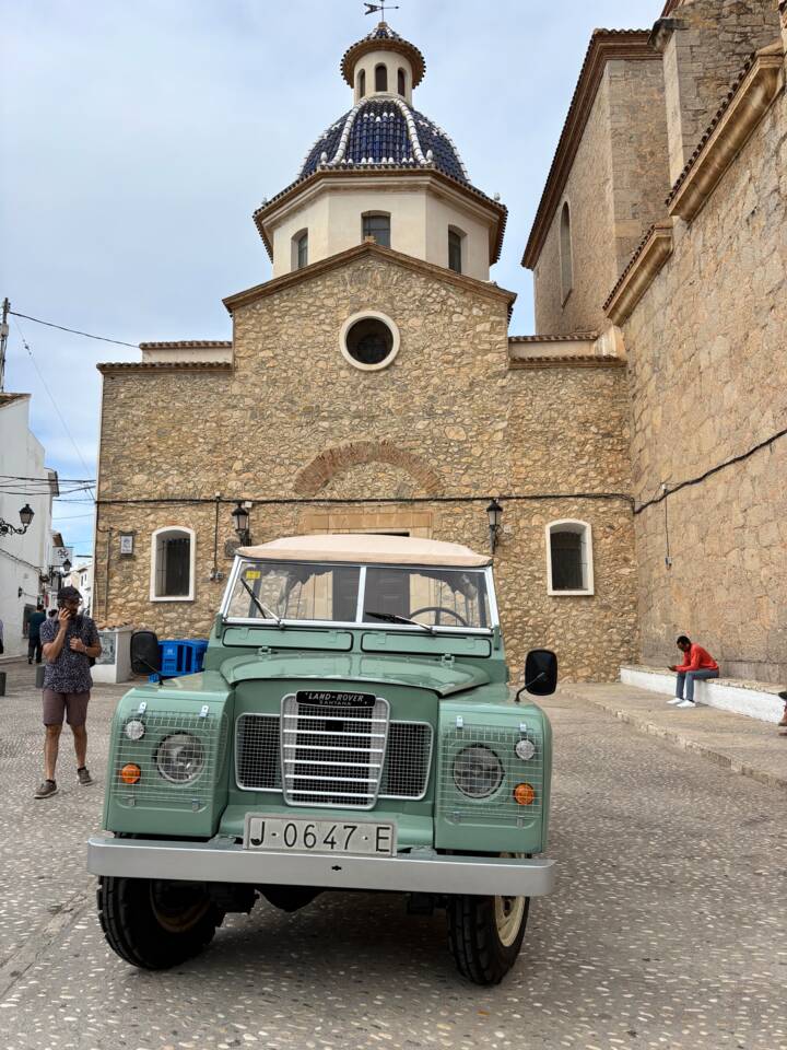 Image 6/46 of Land Rover 88 (1979)