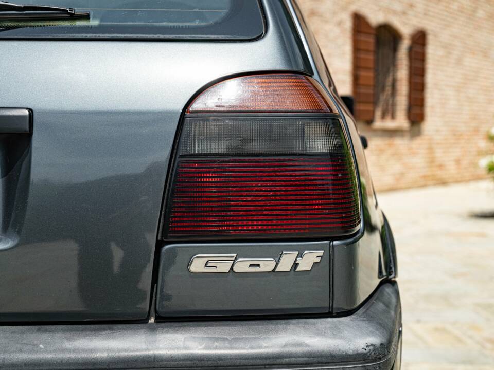 Immagine 12/45 di Volkswagen Golf IV 1.6 (1997)