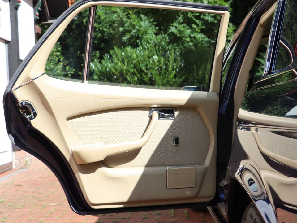 Image 51/57 de Mercedes-Benz 450 SEL 6,9 (1977)