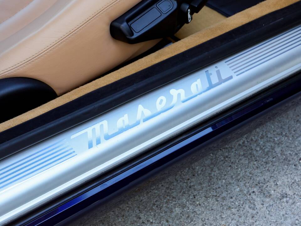 Image 41/53 de Maserati 4200 Cambiocorsa (2003)