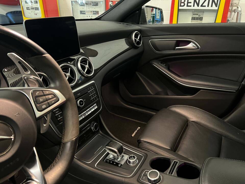 Bild 8/16 von Mercedes-AMG CLA 45 Shooting Brake (2019)