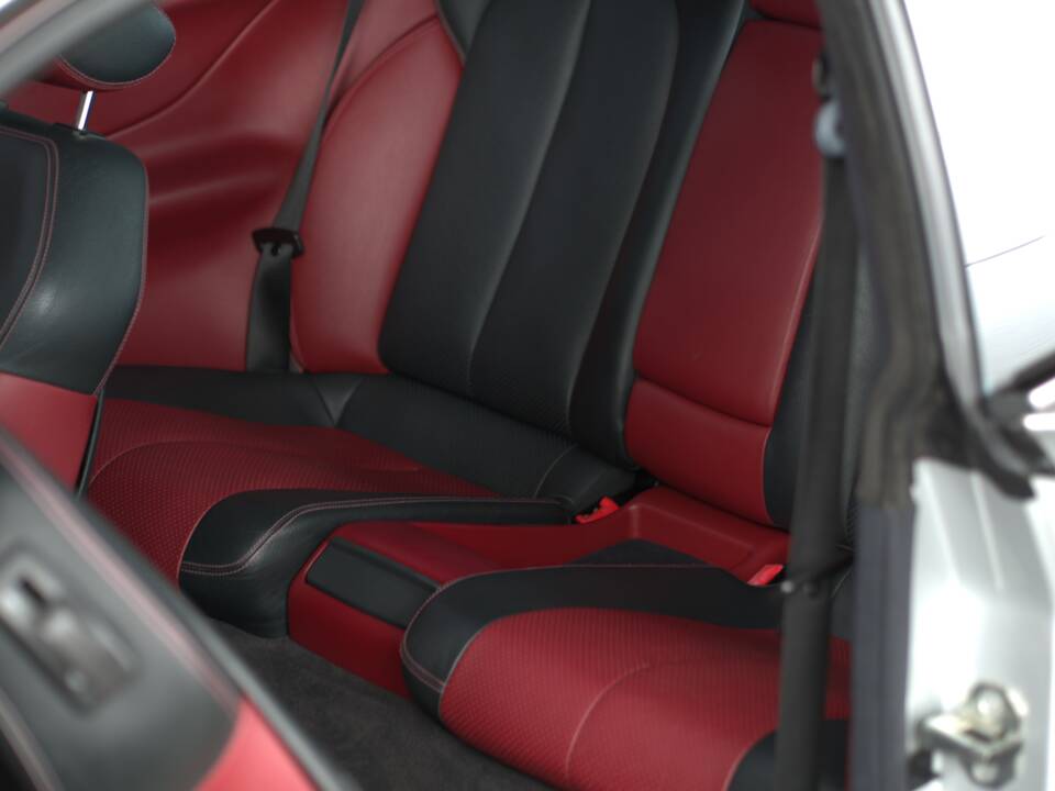 Image 23/28 of Mercedes-Benz CLK 200 Kompressor (2001)