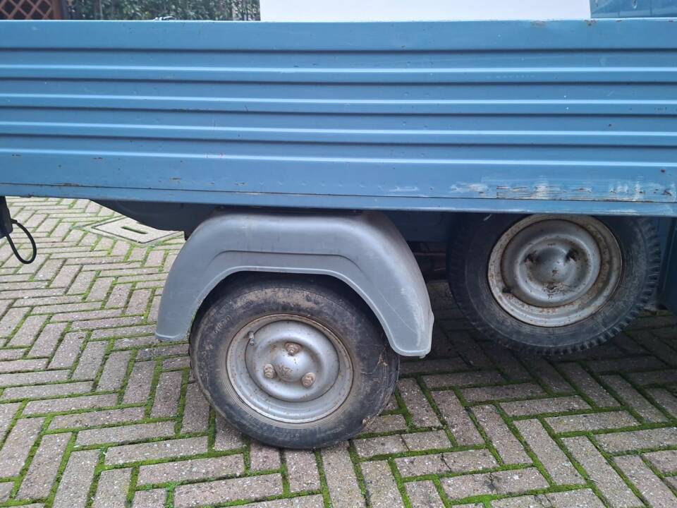 Image 9/14 de Piaggio Vespa APE P 501 (1988)