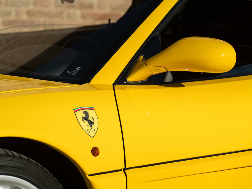 Bild 18/44 von Ferrari F 355 Spider (1998)