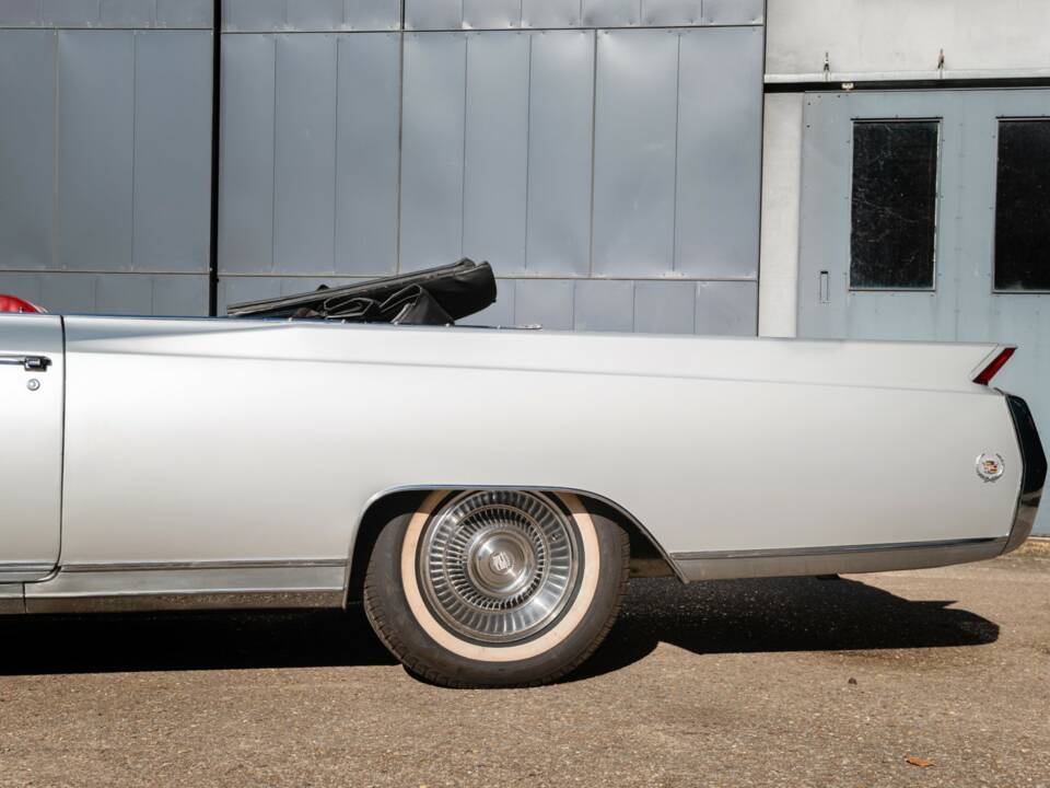 Imagen 9/44 de Cadillac Eldorado Convertible (1964)
