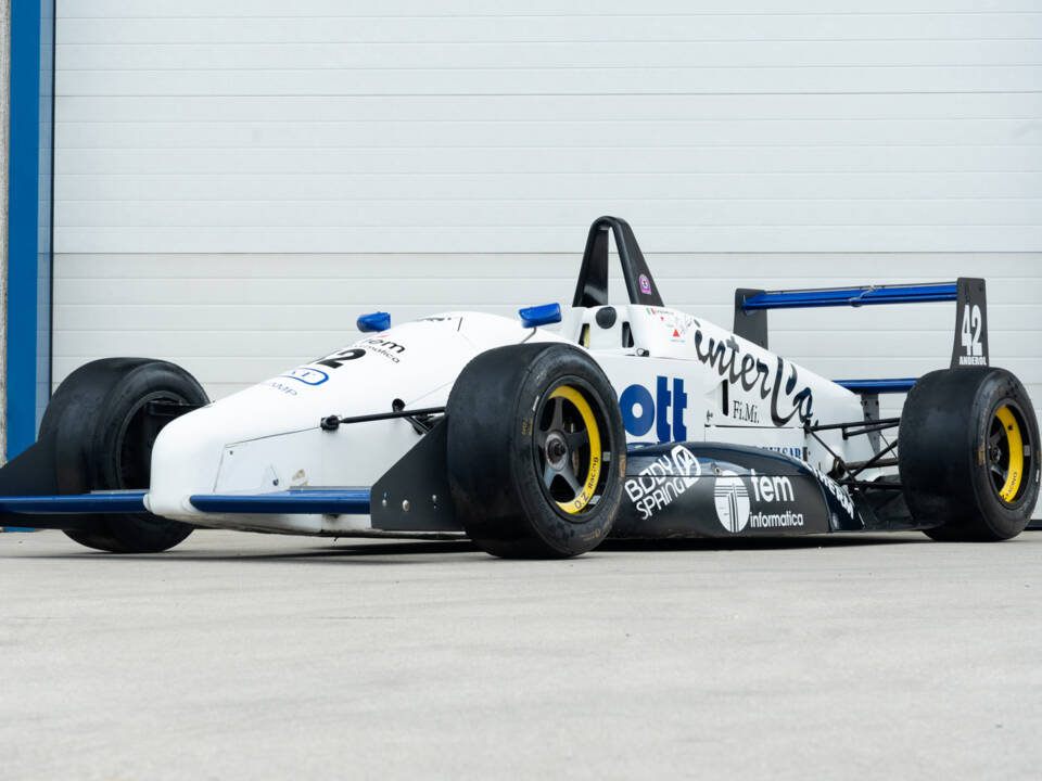 Image 3/64 of Dallara F392 Formula 3 (1992)