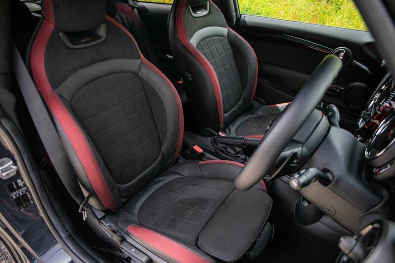 Bild 10/45 von Mini John Cooper Works (2017)