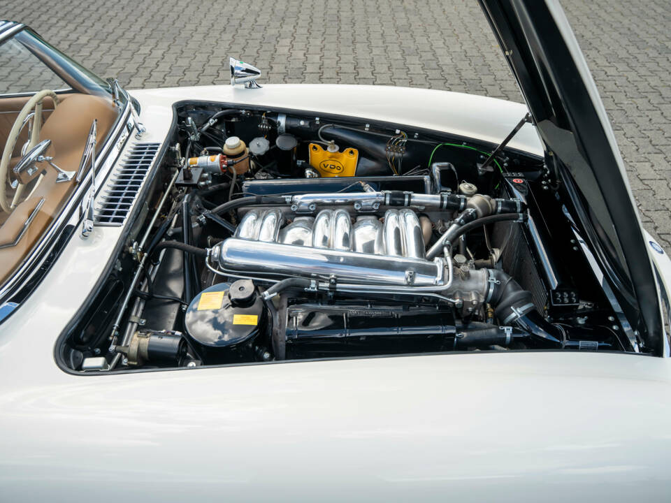 Immagine 31/38 di Mercedes-Benz 300 SL Roadster (1961)
