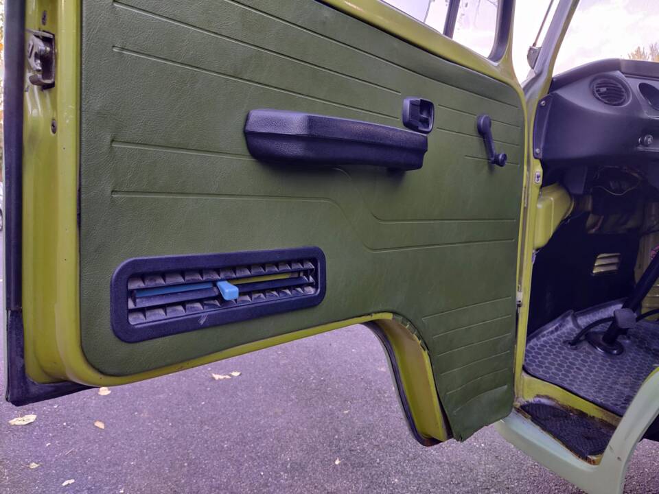 Afbeelding 27/72 van Volkswagen T2b Westfalia (1979)