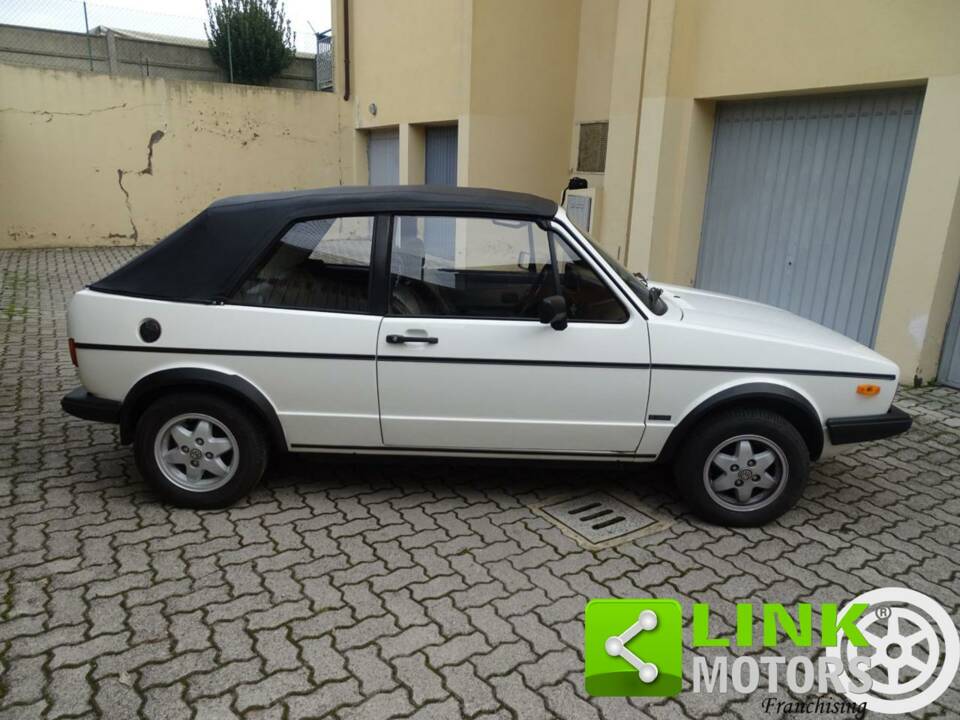Image 10/10 of Volkswagen Golf Mk I Convertible 1.1 (1982)