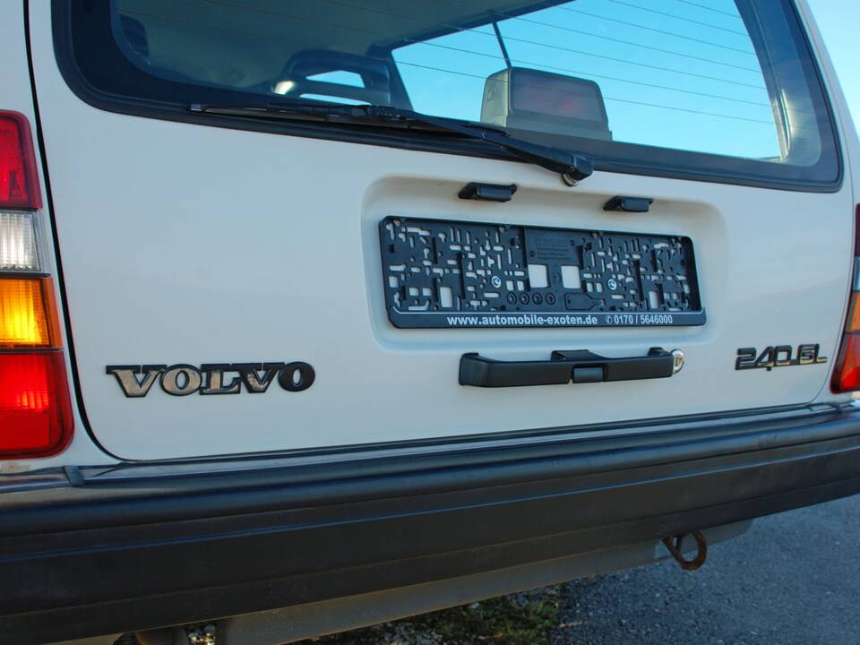 Afbeelding 10/45 van Volvo 245 GL (1991)