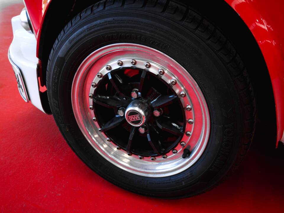 Bild 13/22 von SEAT 600 D (1968)