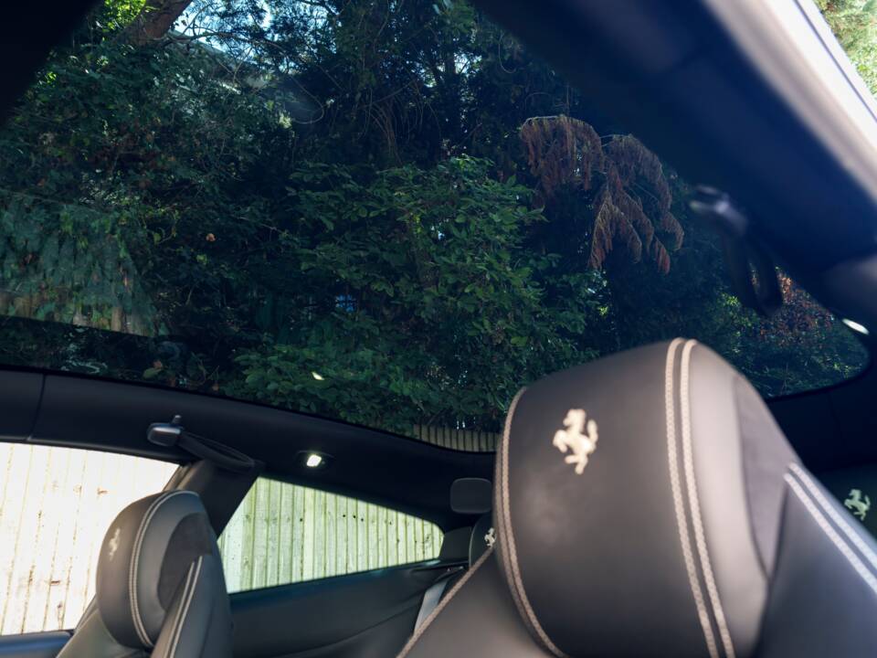 Bild 29/36 von Ferrari GTC4Lusso T (2020)