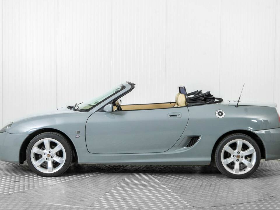 Image 9/49 of MG TF 135 (2002)