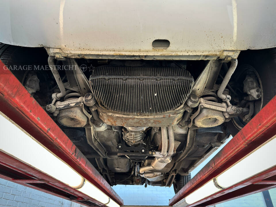 Afbeelding 46/72 van Alfa Romeo 2000 Spider Veloce (1981)
