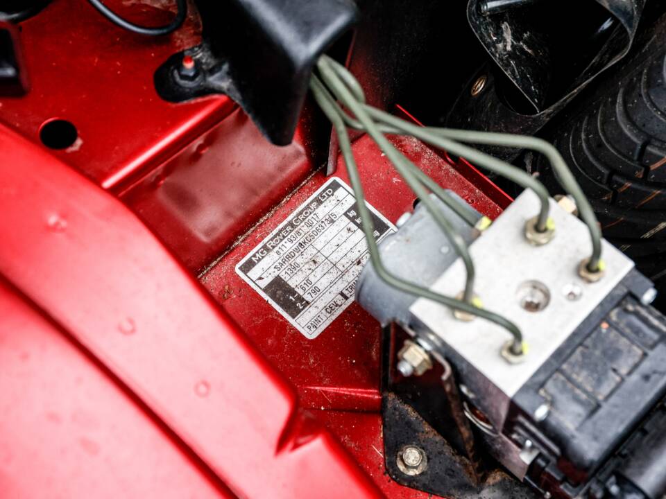 Image 34/37 of MG TF 135 (2005)