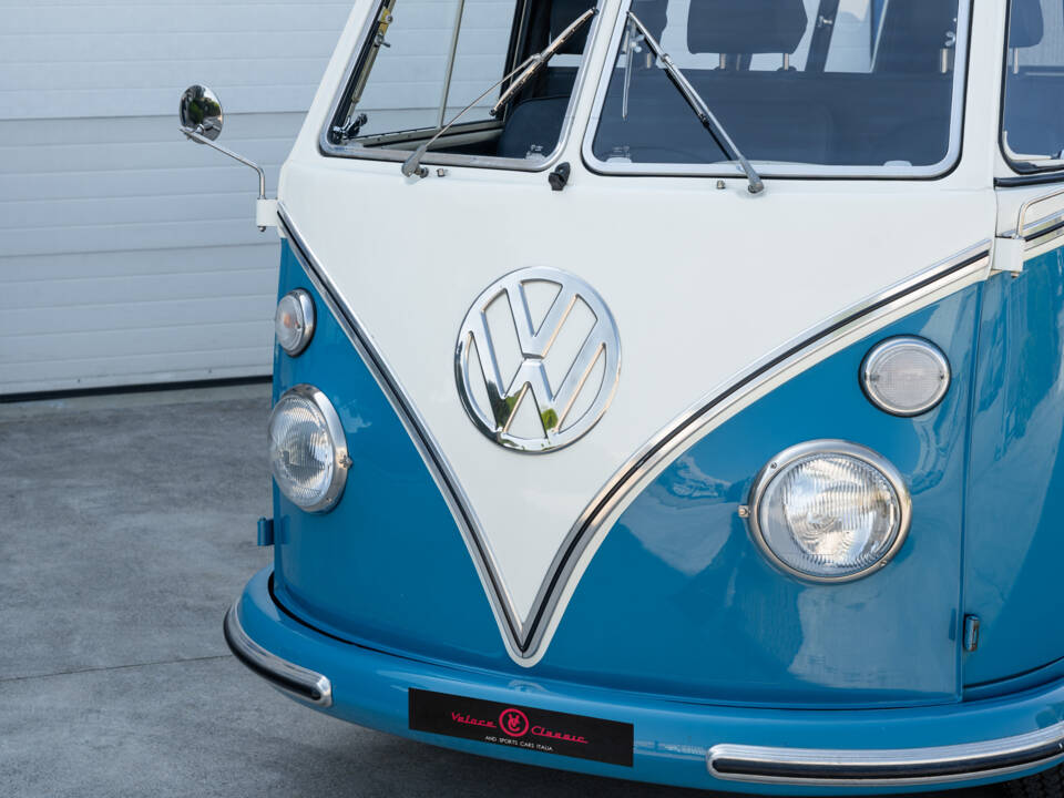 Image 16/89 of Volkswagen T1 Samba (1966)