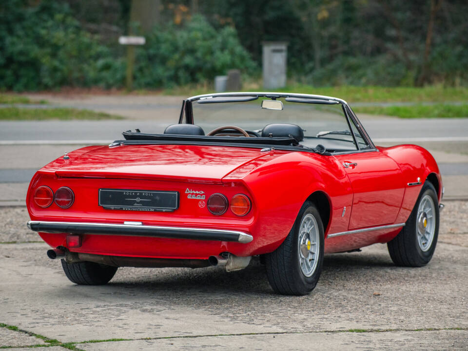 Image 12/39 of FIAT Dino 2400 Spider (1970)