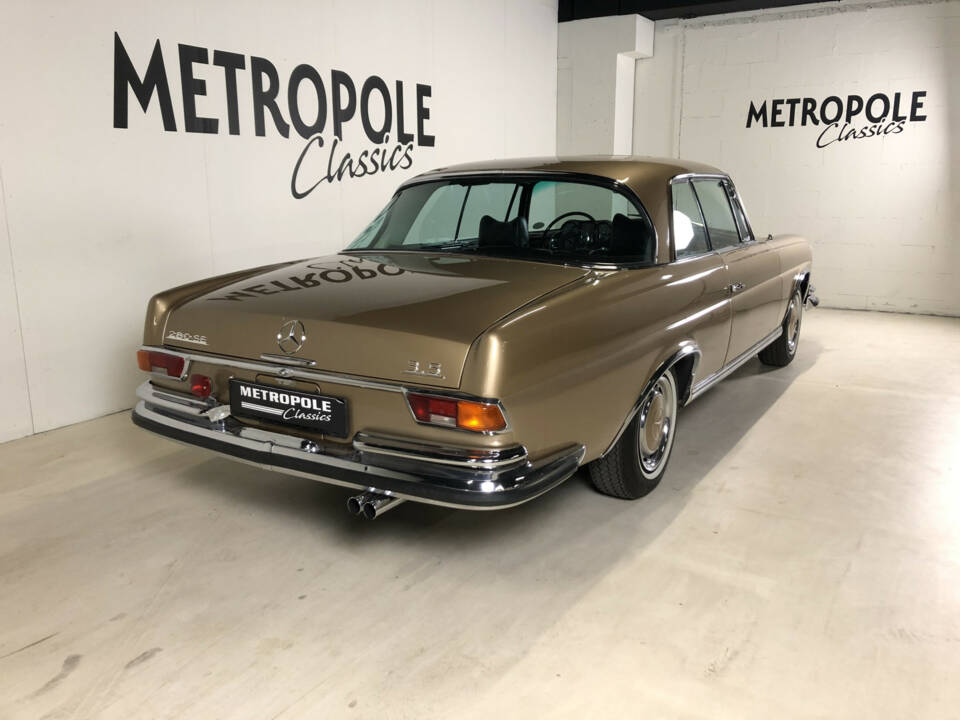 Bild 5/24 von Mercedes-Benz 280 SE 3,5 (1970)