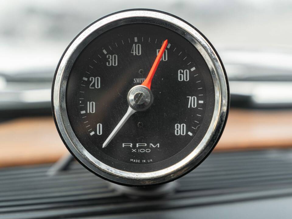 Bild 34/50 von Mercedes-Benz 220 S (1967)