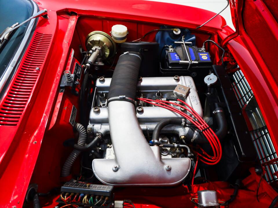 Image 31/58 of Alfa Romeo Giulia 1600 GTC (1965)