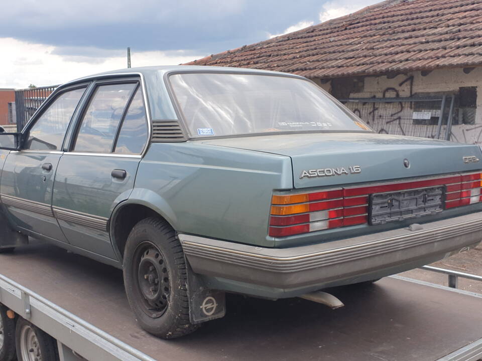 Image 2/45 of Opel Ascona 1,6 (1985)