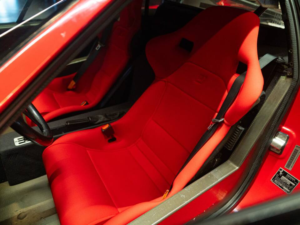 Image 28/50 de Ferrari F40 (1991)