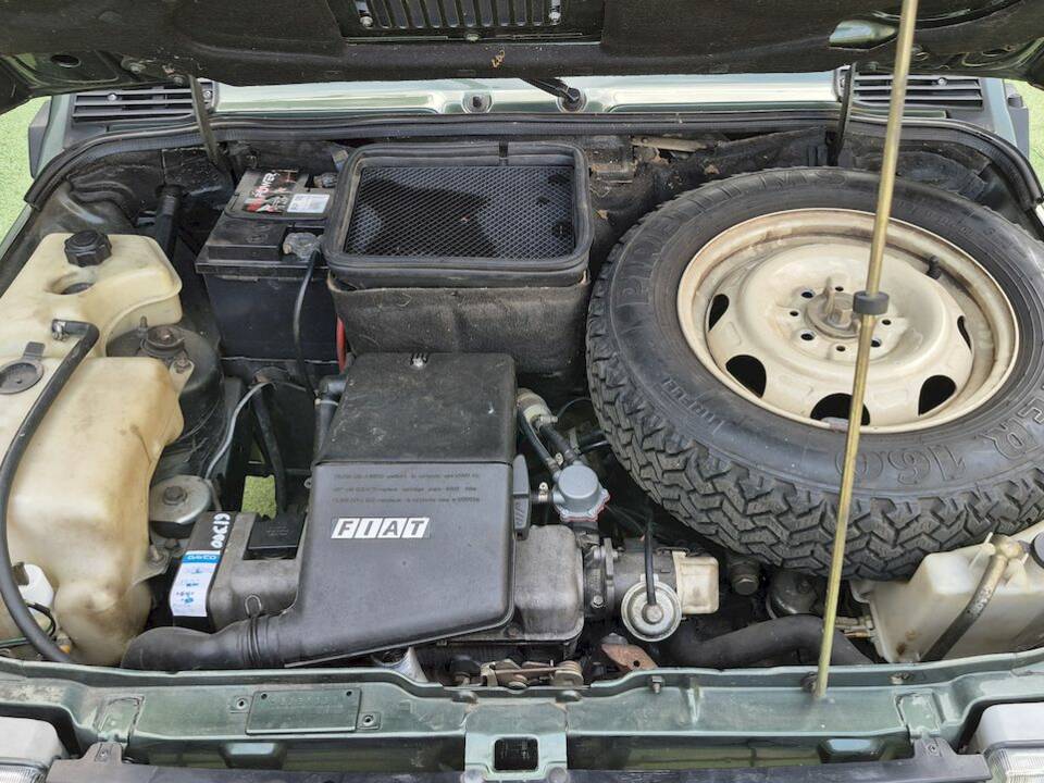 Bild 35/37 von FIAT Panda 4x4 1,0 (1989)