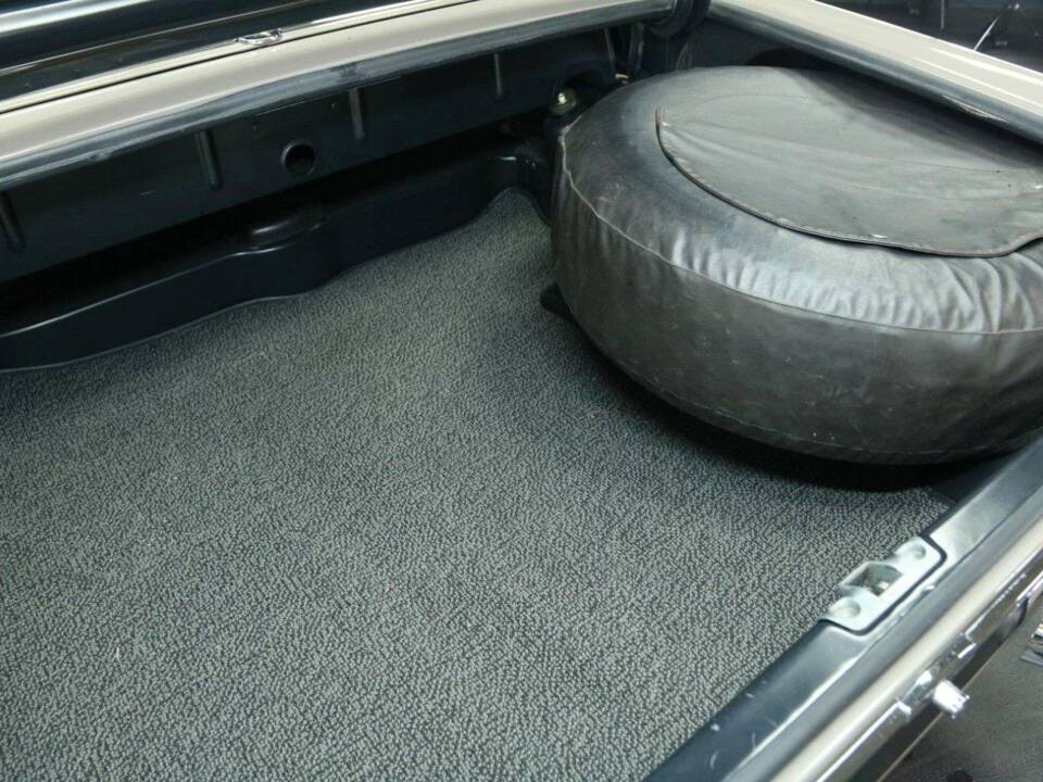 Image 42/50 de Mercedes-Benz 280 SL (1970)