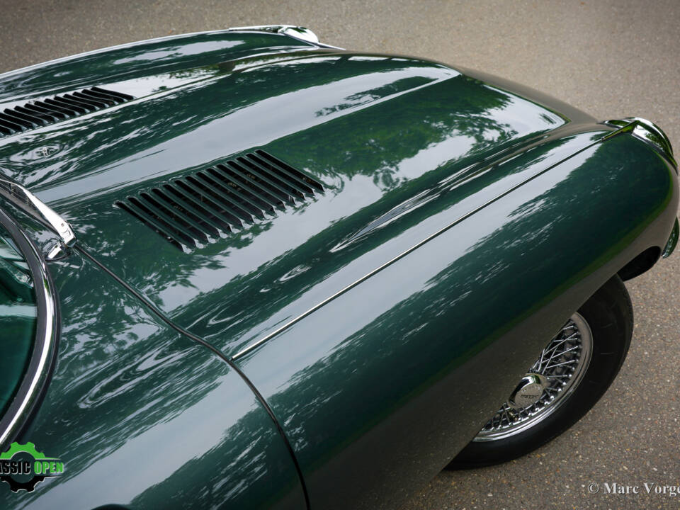 Afbeelding 42/61 van Jaguar E-Type (2+2) (1969)