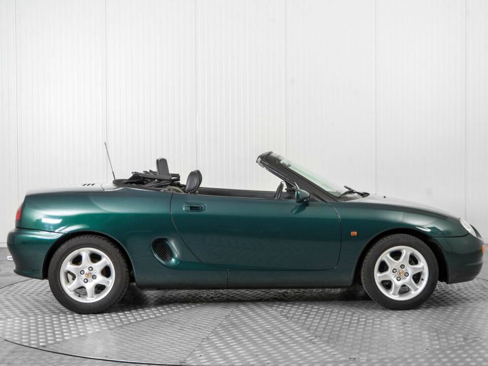 Imagen 10/50 de MG F 1.8i (1996)