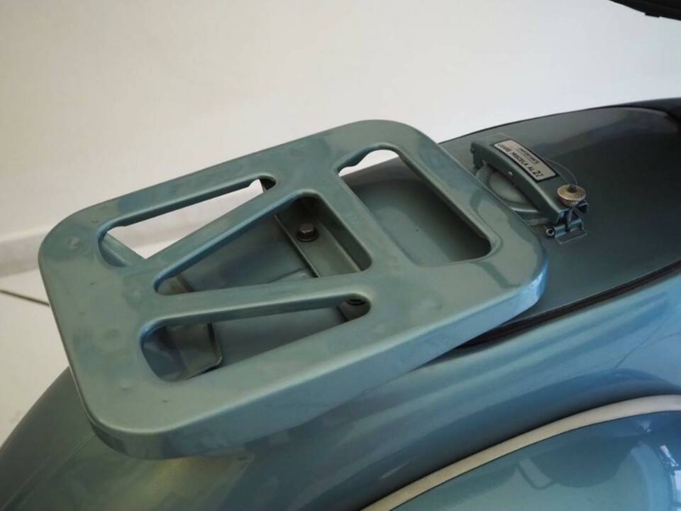 Bild 15/33 von Piaggio Vespa 150 (1960)