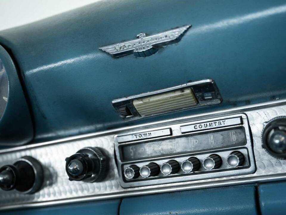 Image 12/41 of Ford Thunderbird (1956)